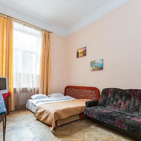 Квартира Подобово У Львові На Вулиці Щепкіна 5 ภายนอก รูปภาพ